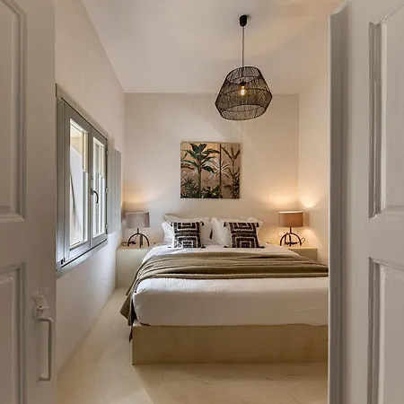 فيلة كالديرا هاوسيز *